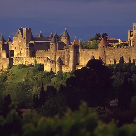 Apartment Calme Et Spacieux, Cite Et Ville A Pied, Wifi, 2 Chambres, 3 Lits Carcassonne